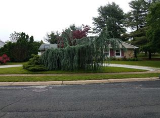 18 Fordham Dr, Aberdeen, NJ 07747
