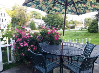 26 Hayden Rowe St #1, Hopkinton, MA 01748
