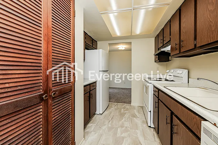 5919 Troy Villa Blvd — Photo 7