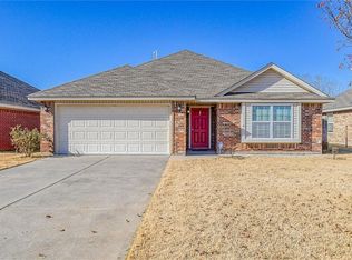 2219 Bradford Cir, Newcastle, OK 73065
