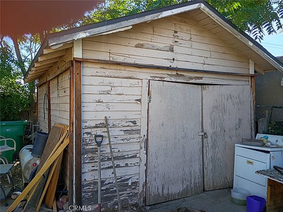 4th image of 480 Martin Ln