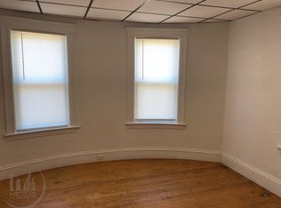 55 Vernon St #1, Worcester, MA 01610
