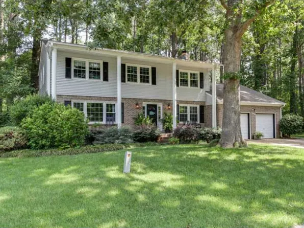 3400 Archer Ct, Virginia Beach, VA 23452
