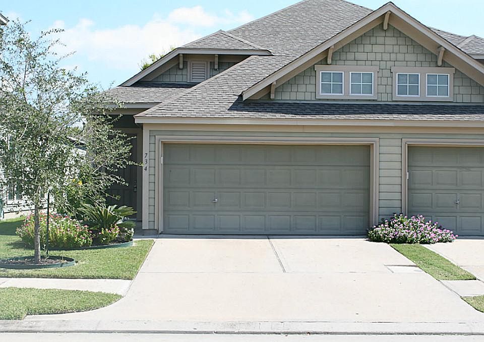 1st image of 734 San Jacinto Cir