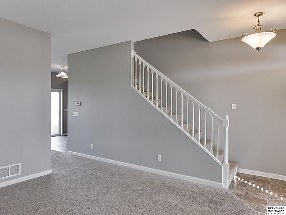 4th image of 10714 S 110th Ave