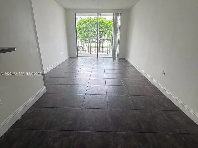 8185 NW 7th St #218 — Photo 2