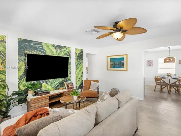 108 SE 4th Ter #A, Dania, FL 33004