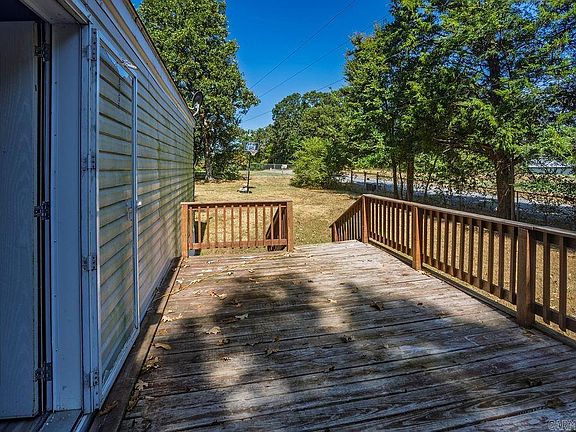4th image of 219 Arrowhead Ln
