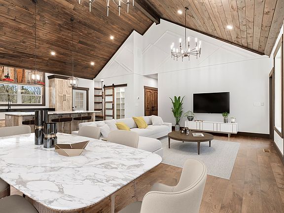 5th image of 64 Nickel Ln