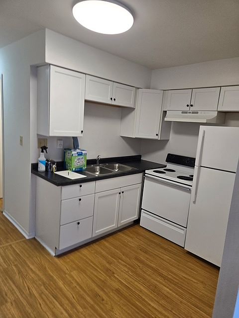 1st image of 317 W McKinley Rd #9