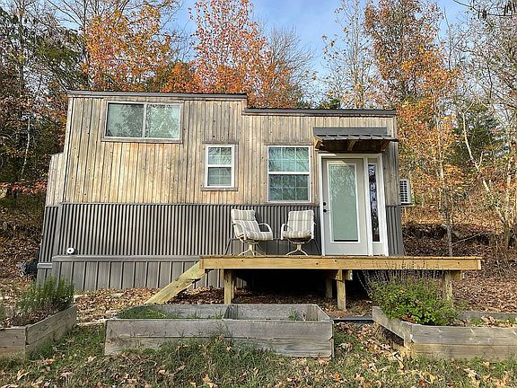 2nd image of 4304 Tates Mill Rd