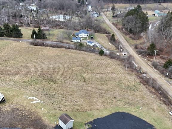 2nd image of 1025 Promised Land Rd