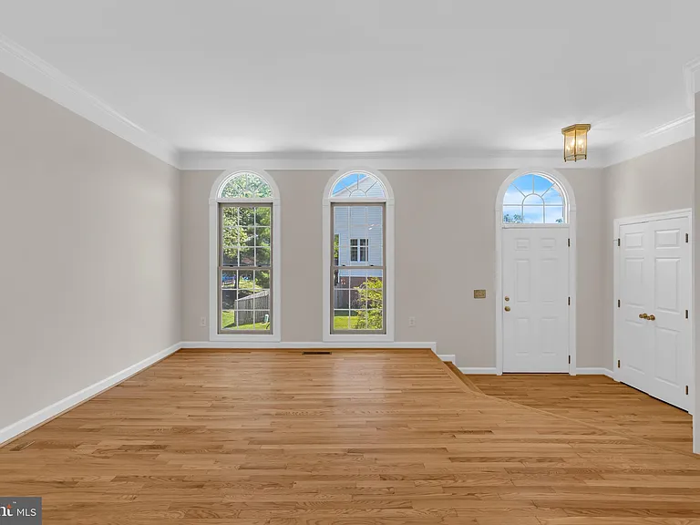 9902 Michael Schar Ct — Photo 11