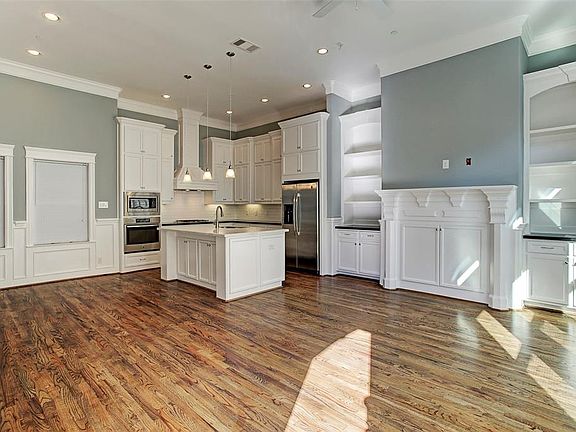 4th image of 2110 Bidwell Dr