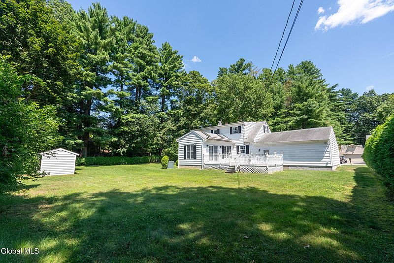 3rd image of 25 Eureka Avenue