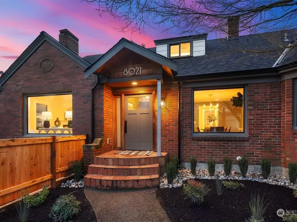 8021 Wallingford Avenue N, Seattle, WA 98103