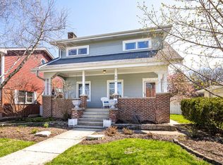 836 N Center St, Naperville, IL 60563