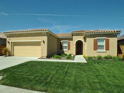 2562 E Utah Ave, Fresno, CA, 93720