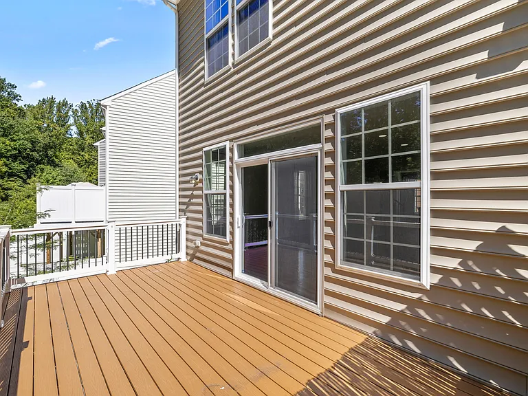 4901 Forest Pines Dr — Photo 17