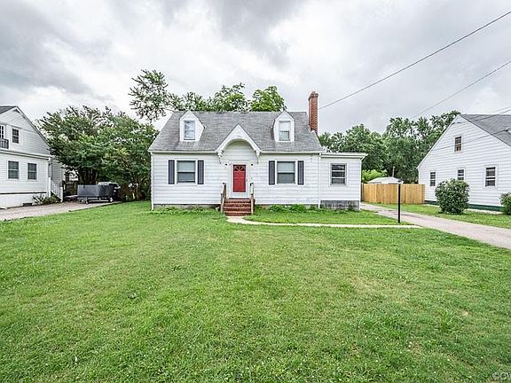 4th image of 17 Lee Ave