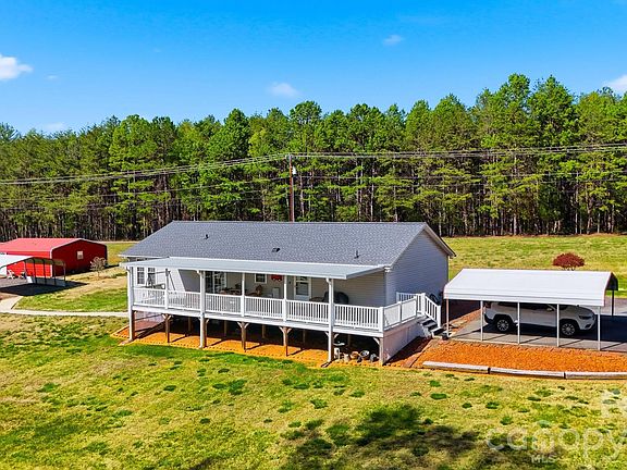 3rd image of 2981 Community Rd