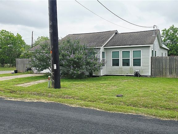 3rd image of 1801 Pleasant Green Dr