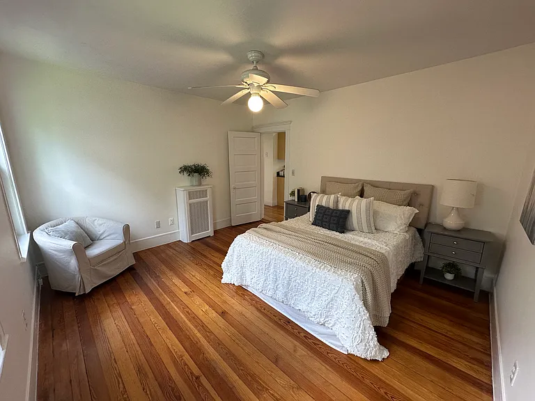 102 Grant St #B — Photo 14