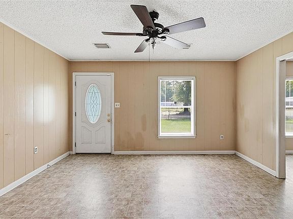 5th image of 720 S Myrtle St