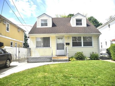 14738 Huxley St, Jamaica, NY, 11422