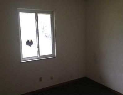 4th image of 301 S 1st St