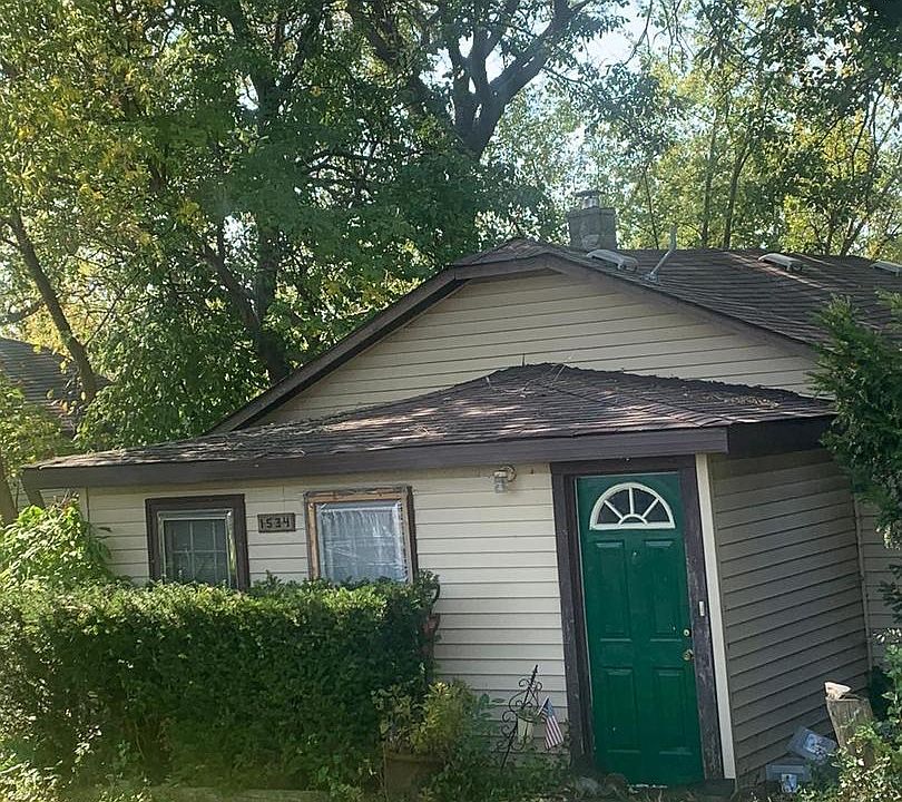 1st image of 1534 N Park Dr