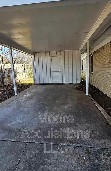 1433 S Rusk St — Photo 5