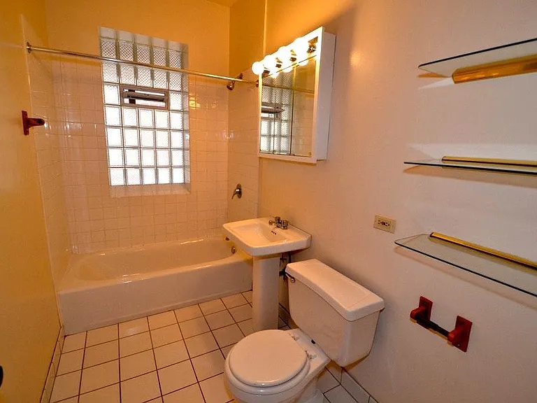 3606-08 N Bosworth Ave — Photo 7