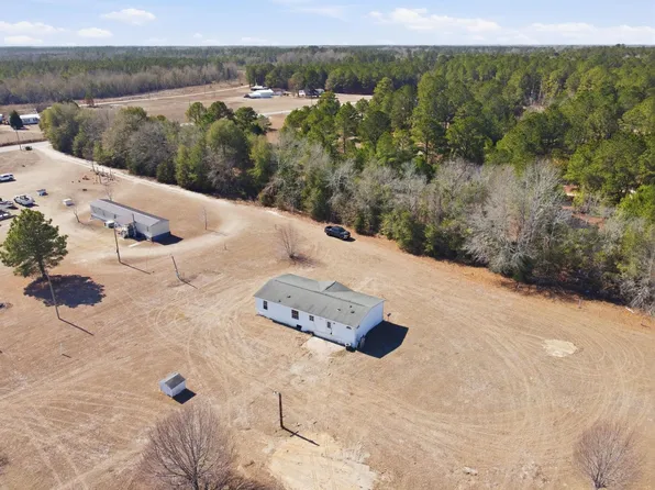 9976 Lake Swamp Rd., Nichols, SC 29581