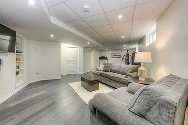 908 Magdalena Ct — Photo 2