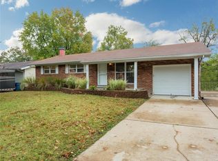 1256 Ballast Point Dr, Arnold, MO 63010