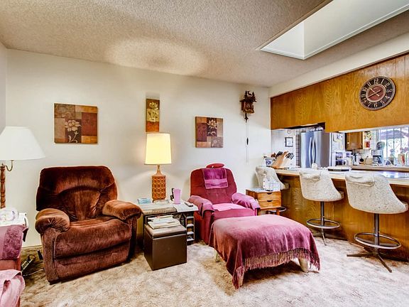 5th image of 5018 Park West Ave