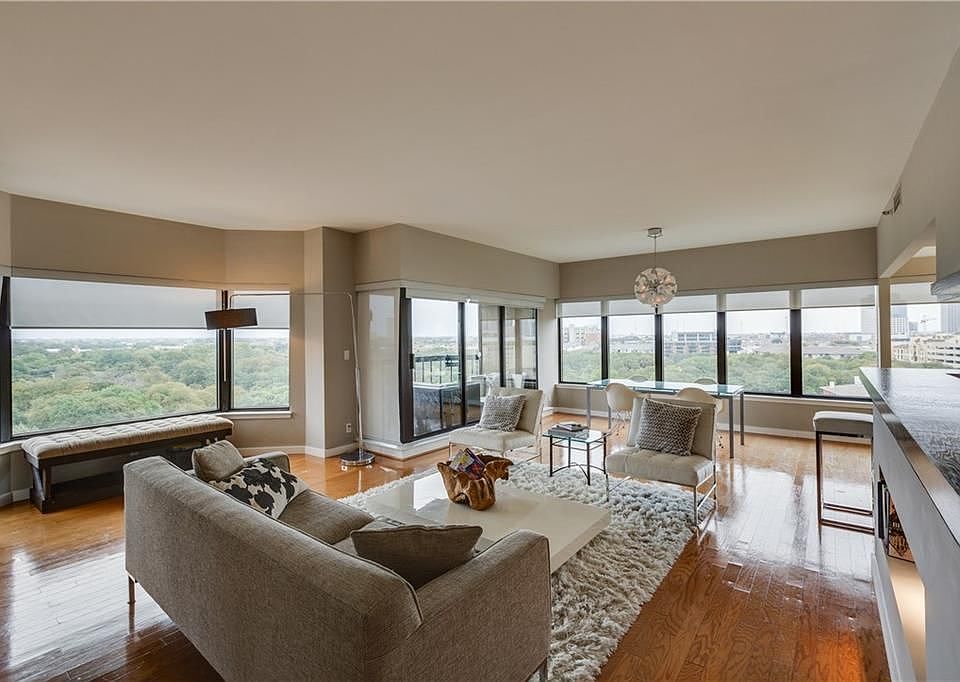 1st image of 3030 McKinney Ave APT 901