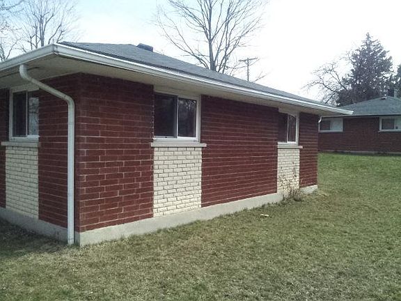 3rd image of 208 Cherry Blossom Dr