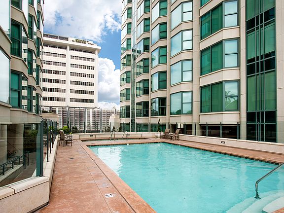 5th image of 2500 6th Ave Unit 506