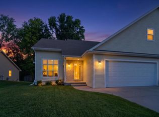 2292 Southern Cross Rd, Green Bay, WI 54303