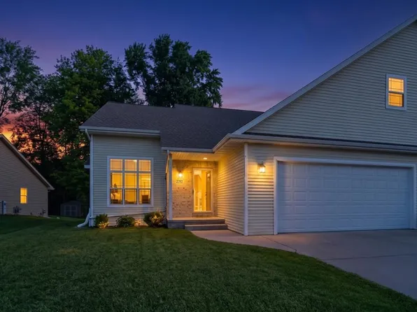 2292 Southern Cross Rd, Green Bay, WI 54303