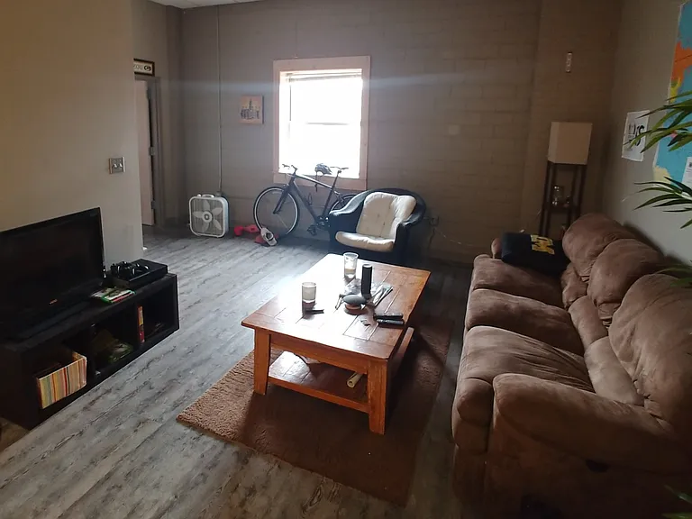 515 Cherry St #102 — Photo 4