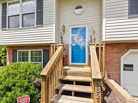 3rd image of 232 New Hope Rd