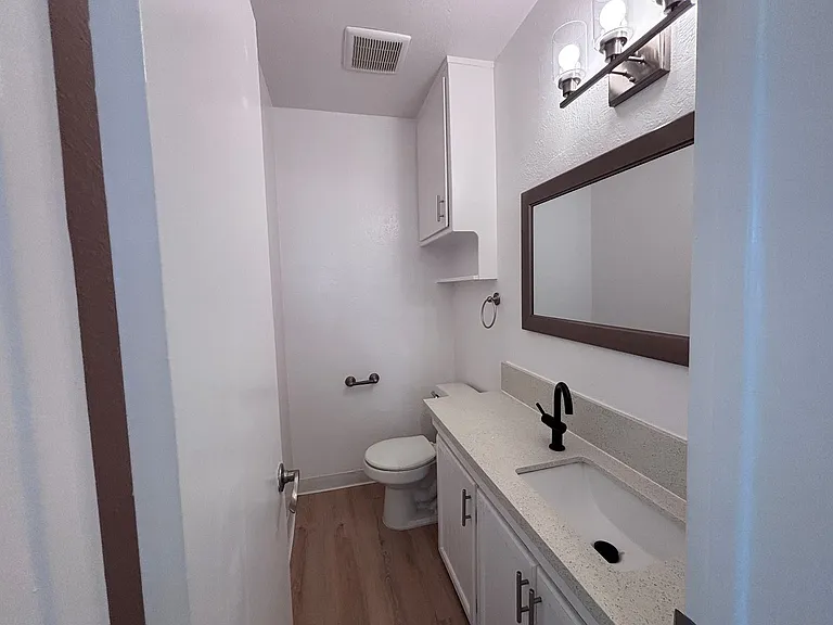12323 Texas Ave — Photo 24