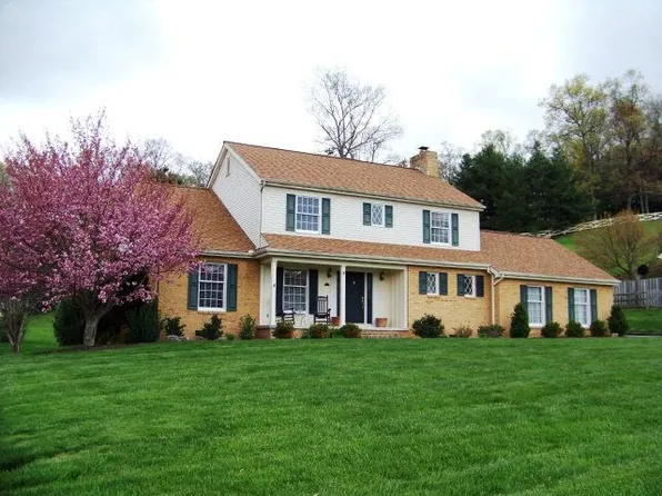 135 Sparrow St, Princeton, WV 24740