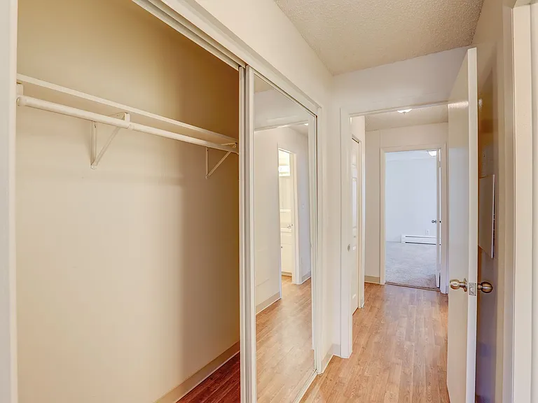 Edelweiss Apartments — Photo 34