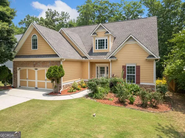 9996 Village South Dr, Douglasville, GA 30135