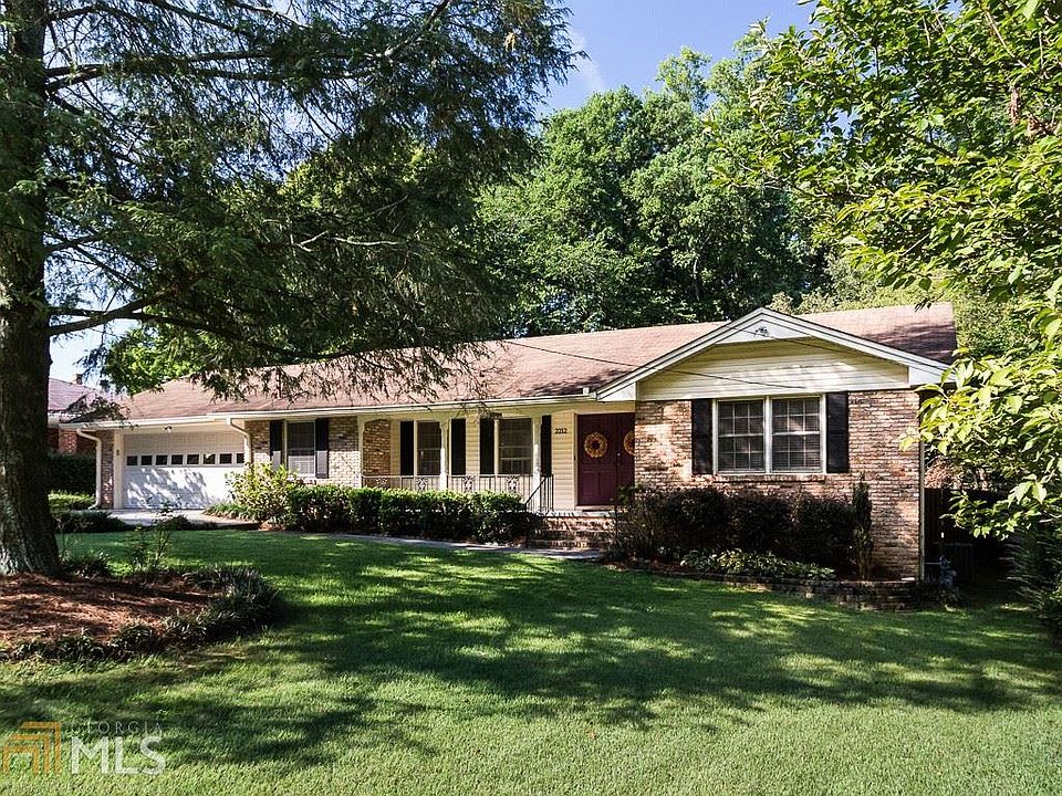 1st image of 2212 Winding Woods Dr