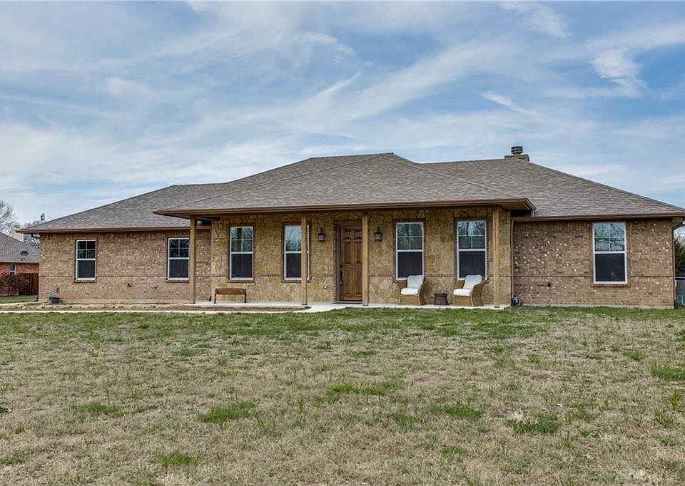 1st image of 353 Pecan Hollow Cir
